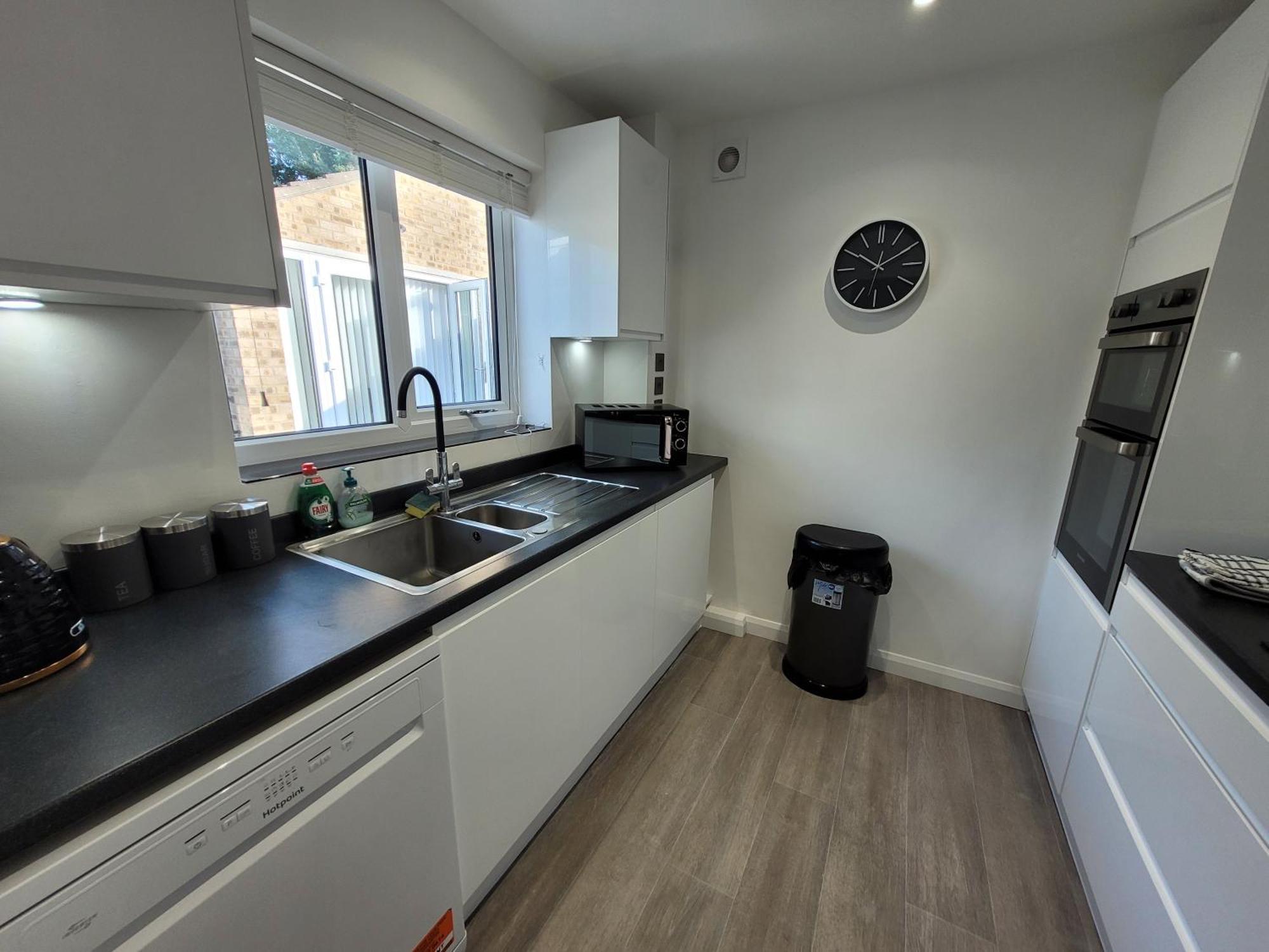 Bumblebee Bungalow - With Separate Office And Gaming Space By Catchpole Stays Colchester Esterno foto